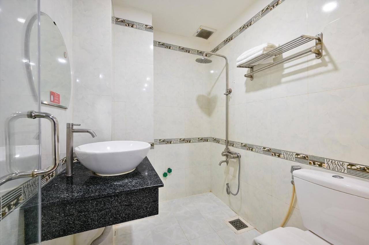 Gia Hoa Airport Hotel Хошимин Экстерьер фото