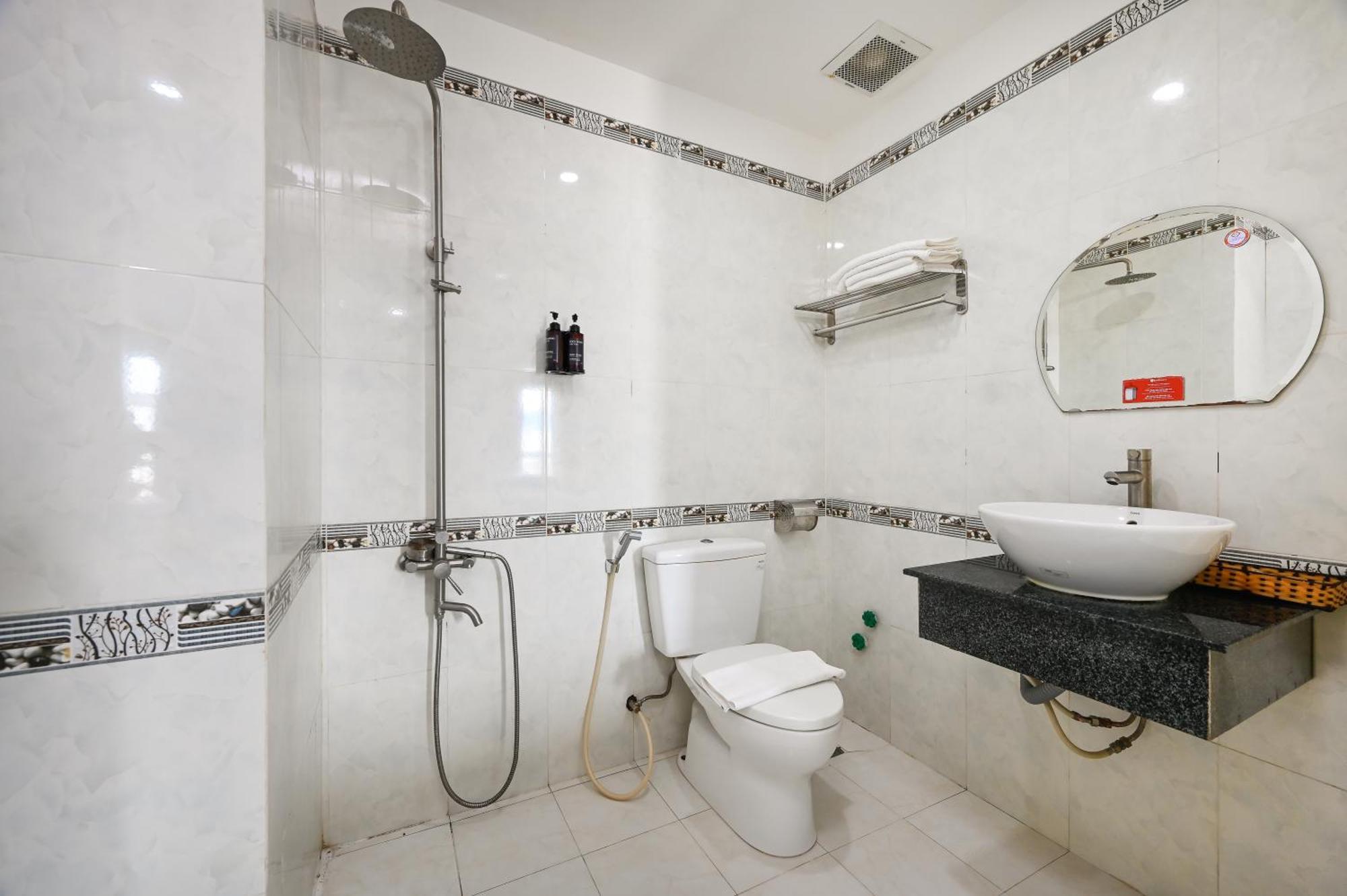 Gia Hoa Airport Hotel Хошимин Экстерьер фото